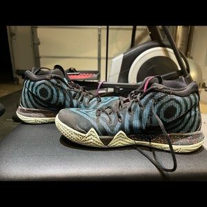 Kyrie Irving Basketball Shoes